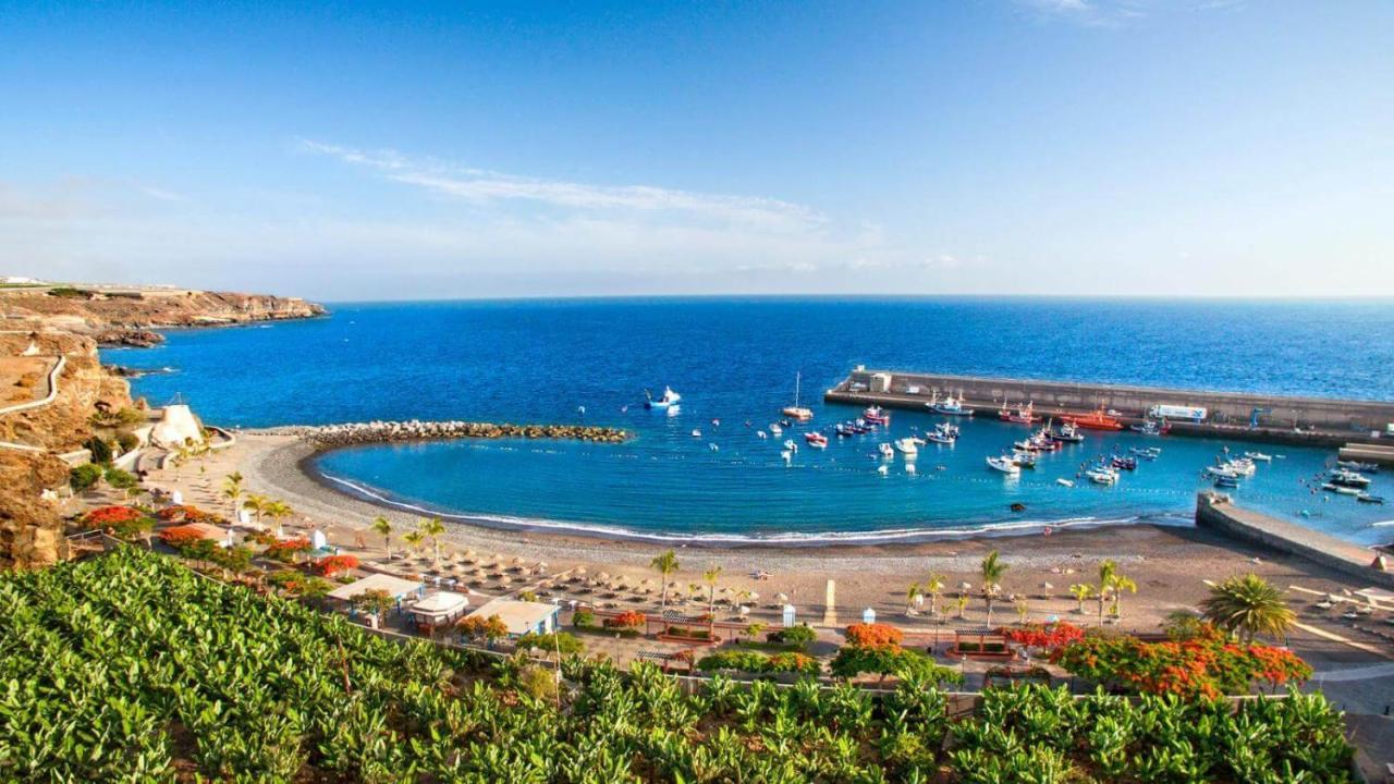 Beautiful Renovated Apartment With Air Conditioning Just Steps From The Sea In Playa San Juan Екстериор снимка