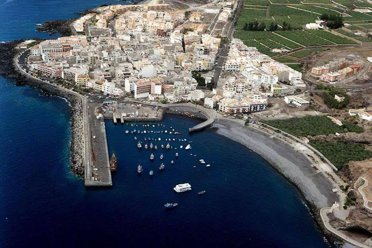 Beautiful Renovated Apartment With Air Conditioning Just Steps From The Sea In Playa San Juan Екстериор снимка
